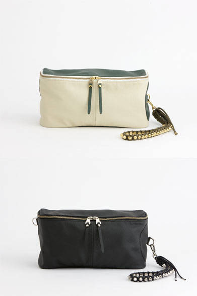 <strong>ithelicy｜イザリシー</strong><br />スタッズを施したストラップがポイント。イタリアのエンボス革を使用した大ぶりなポーチ「LOLO」（W300×H160×D100mm）4万2120円