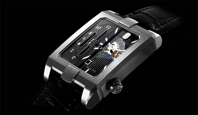 <strong>HW アヴェニュー・デュアルタイム オートマティック</strong><br />ケース｜ザリウム<br />サイズ｜縦53.8×横35.8mm<br />厚さ｜10.7mm<br />ムーブメント｜自動巻き（Cal.HW3502）<br />機能｜レトログラード式ローカルタイム表示（文字盤左半面）、昼夜表示（本国時間と連動）、日付表示ストラップ｜アリゲーター<br />防水｜3気圧<br />発売時期｜11月<br />予価｜255万円（税抜）