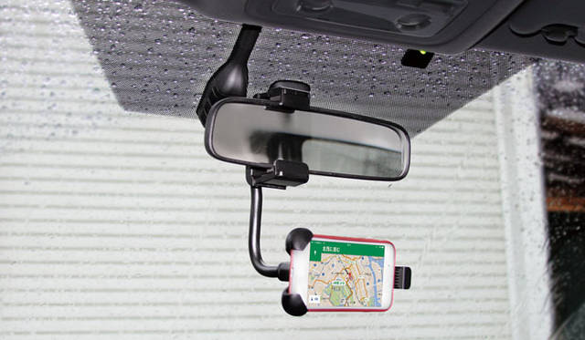 <strong>Beat-Sonic｜ビートソニック</strong><br />スマホ取付例（QBF18＋QBA17・別売）