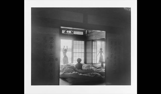 榮榮&映里 「妻有物語」、2014 © RongRong & inri