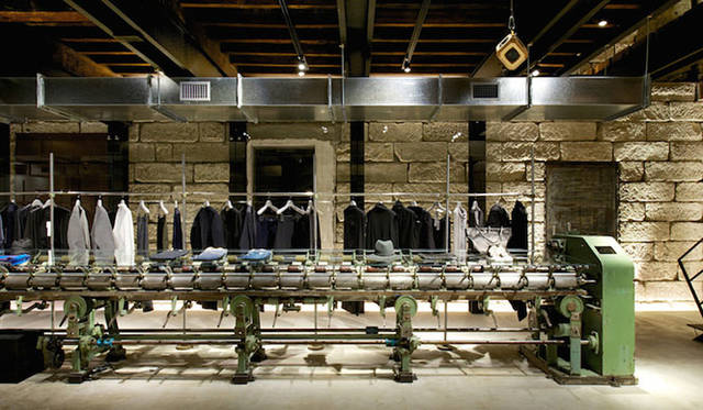 <strong>GEA｜ギア</strong><br />セレクトショップ「GEA（ギア）」1階