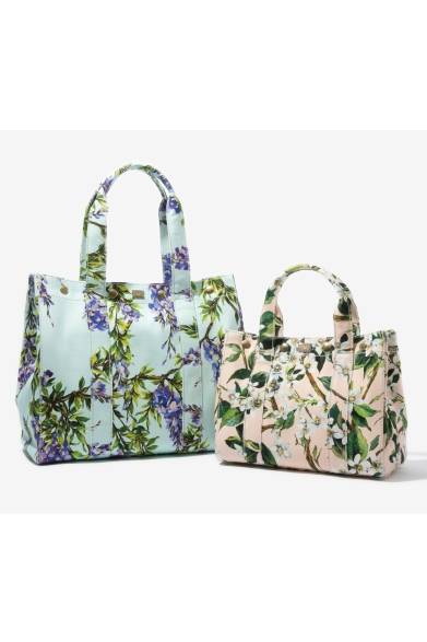 （左から）Bag 20万5200円、Bag 9万9360円