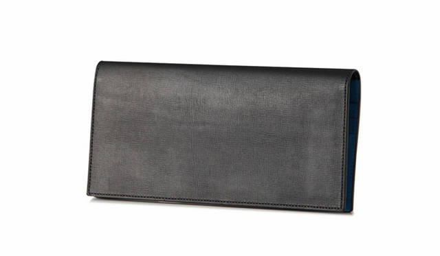 「SPERIO FIN CALF Limited color（ブラック×ブルー）」3万5640円