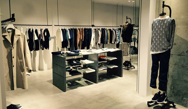 <strong>STUDIOUS｜ステュディオス</strong><br />「STUDIOUS TOKYO（ステュディオス トーキョー）」