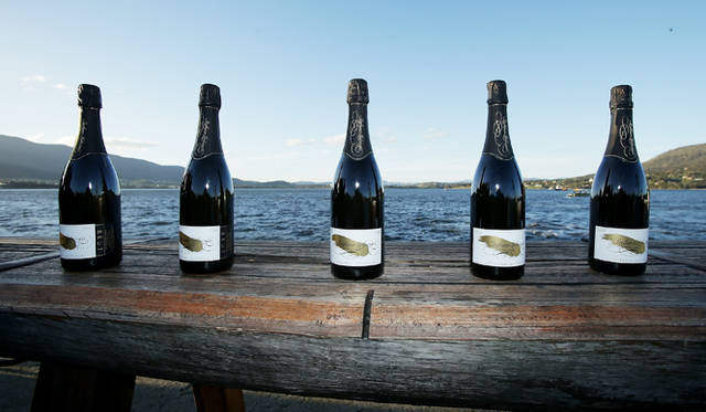 <br />華やかなブラン・ド・ブランで乾杯