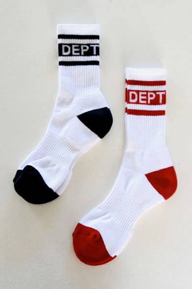 <strong>DEPT｜デプト</strong><br />「DEPT LINE SOX」（25～27cm）2160円（※実際の商品とは異なる）