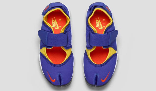 <strong>NIKE SPORTSWEAR｜ナイキ スポーツウェア</strong><br />「ナイキ エア リフト オリジナルカラー」9720円