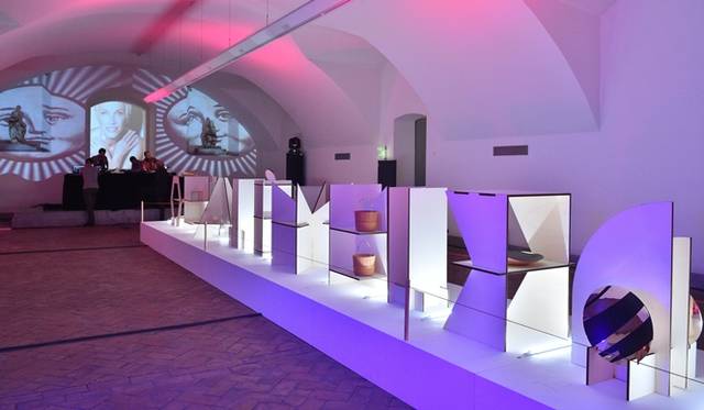 「ミラノサローネ」期間中のエキシビション