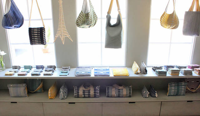 <strong>Johanna Gullichsen｜ヨハンナ・グリクセン</strong><br />神戸・直営店「Tö ölö（トーロ）」