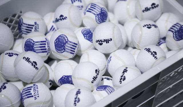 <strong>ellesse｜エレッセ</strong><br />「ellesse tennis club with windsor racket shop（エレッセテニスクラブ ウィズ ウインザーラケットショップ）」