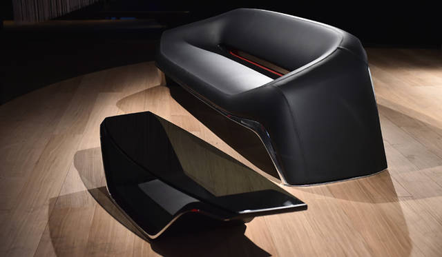 マツダCX-3の前にはSofa by KODO concept