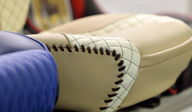 アストンマーティンのファクトリー内部