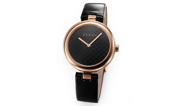 <strong>ディアマンティッシマ ウォッチ</strong><br /><br />ケース｜ピンクゴールドPVD＋ブラックPVD加工ステンレススチール<br />直径｜32mm<br />ムーブメント｜クォーツ<br />ストラップ｜カーフ<br />防水｜5気圧<br />発売時期｜10月予定<br />価格｜11万円（税別）<br />