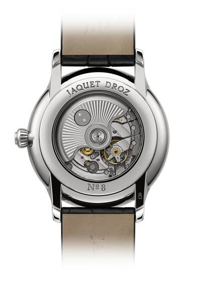 <strong>エクリプス アベンチュリン</strong> <br /> <br /> ケース｜ステンレススチール（外周にダイヤモンド）<br /> 直径｜39mm<br /> ムーブメント｜手巻き（JD 6553L2）<br /> 機能｜月表示、曜日表示、日付表示（センターの指針で表示）、月齢表示（彫金された月にディスクが被さって月の満ち欠けを表示）<br /> ストラップ｜アリゲーター<br /> 防水｜3気圧<br /> 発売時期｜8月以降予定<br /> 予価｜268万9200円<br />