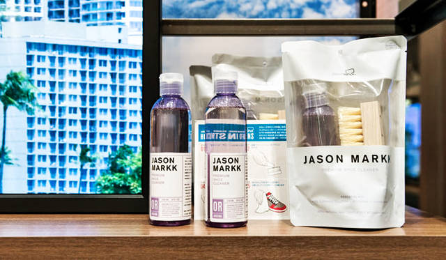 <strong>ISETAN MEN’S｜イセタンメンズ</strong><br />「KICK THE CITY」第2弾　スニーカーヘッズに大人気のジェイソン マーク