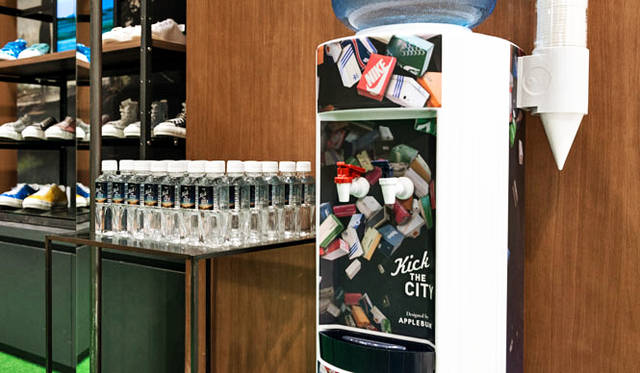 <strong>ISETAN MEN’S｜イセタンメンズ</strong><br />「KICK THE CITY」第2弾　「HAWAII WATER」とサーバのデザインもAPPLEBUM（アップルバム）が担当