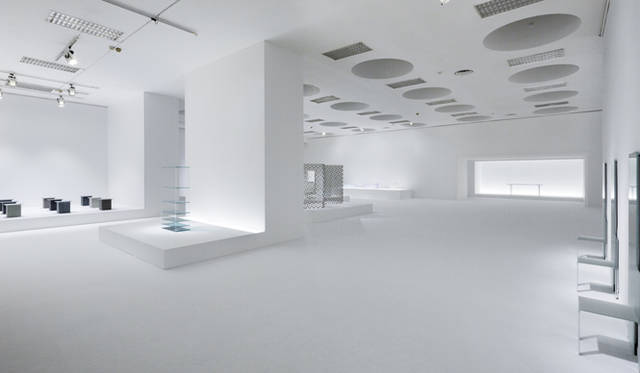 <strong>nendo｜ネンド</strong><br />「nendo works 2014-2015」