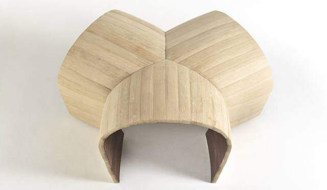 <strong>Ermenegildo Zegna｜エルメネジルド ゼニア</strong><br />スツール「バコ（Baco）」