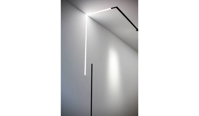 「THE RUNNING MAGNET」