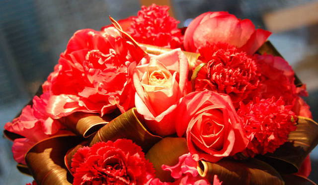 <strong>FLORALUXE｜フローラリュクス</strong><br />2015 Spring Flower ＆ Mother’s Day「スプリングフラワーデザインと母の日」