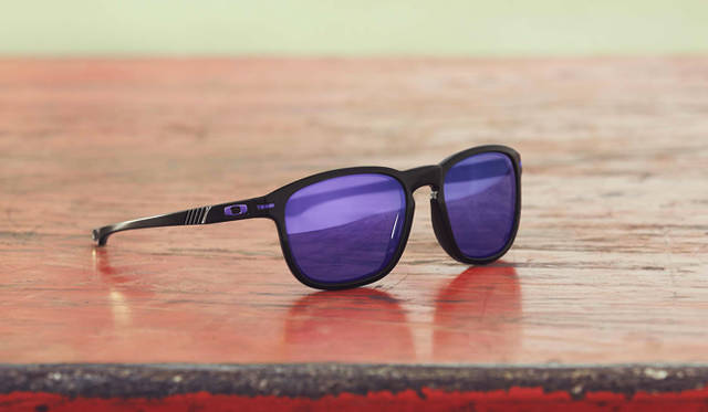 今年の3月に発売されたオークリーのサングラス「ENDURO™」のアジアフィットモデル。1万7280円