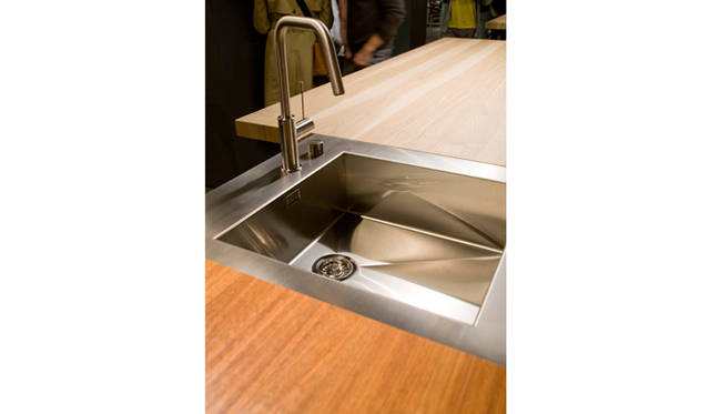 キッチン「OPEN」by Piero Lissoni（2014-2015）