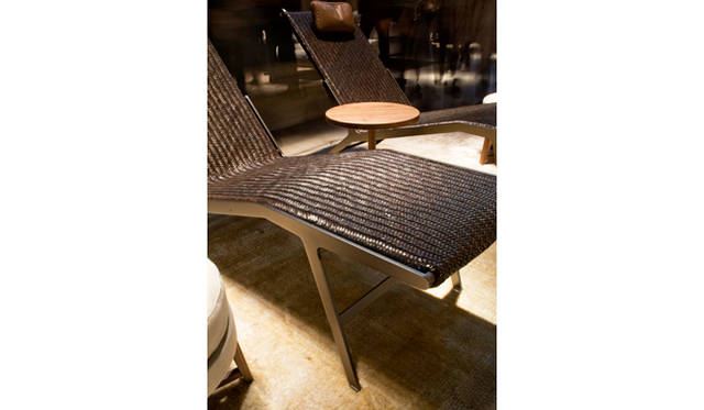 シェーズロング「HELEN」by Antonio Citterio（2013）<br>