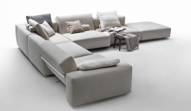 ソファ「LARIO」by Antonio Citterio<br>