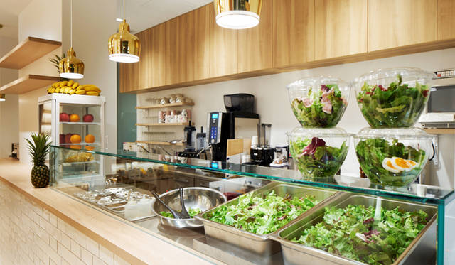 野菜のおいしさを知り抜いた料理人・小宮正嗣氏にプロデュースによるメニュー。