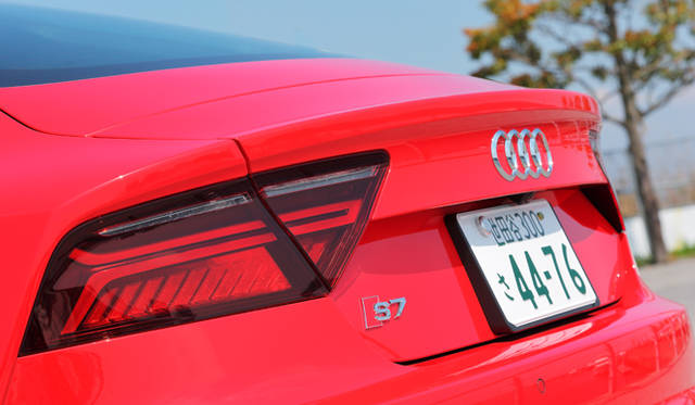 36_audi_s7