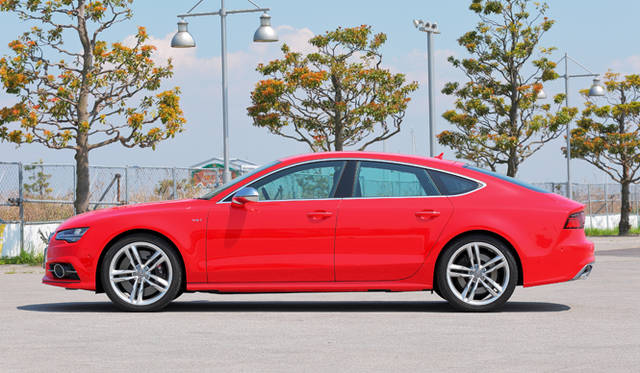 48_audi_s7