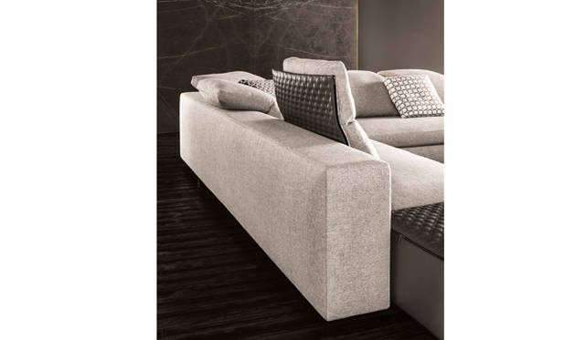 ソファ「YANG（ヤング）」