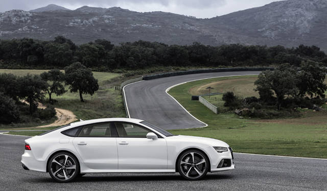 Audi piloted driving @ the limit ? Ascari 2014
