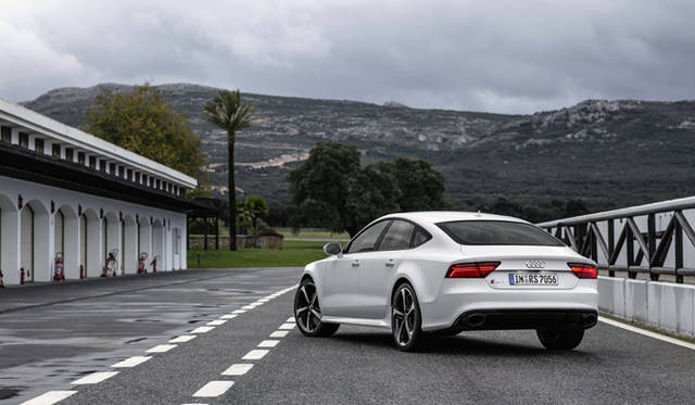 Audi piloted driving @ the limit ? Ascari 2014
