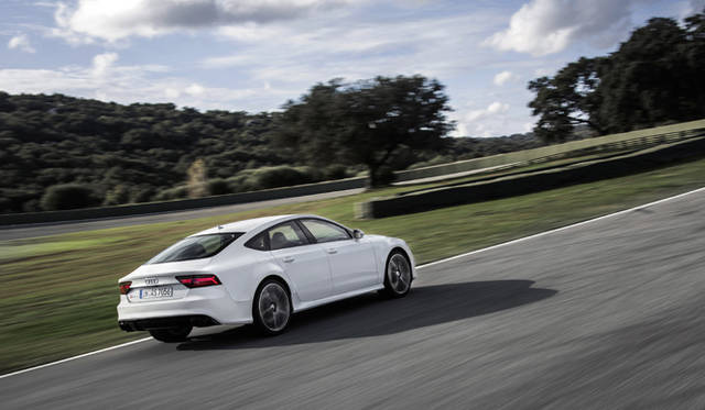 Audi piloted driving @ the limit ? Ascari 2014