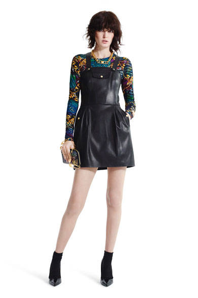 <strong>VERSUS VERSACE｜ヴェルサス ヴェルサーチ</strong><br />2015年春夏コレクション