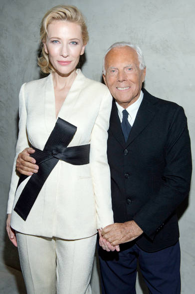 （左より）ケイト・ブランシェット、ジョルジオ・アルマーニ