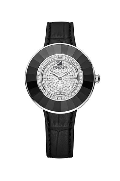 <strong>オクテア ドレッシー</strong><br />ケース｜ステンレススチール＋ファセットセラミック付きベゼル<br />直径｜36mm<br />ムーブメント｜クォーツ<br />ストラップ｜レザー<br />防水｜日常生活防水<br />発売時期｜2015年秋予定<br />価格｜未定<br />