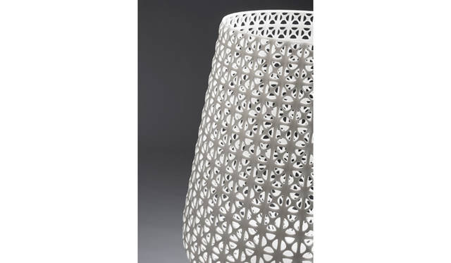 フロアランプ「KABUKI（カブキ）」by Ferruccio Laviani