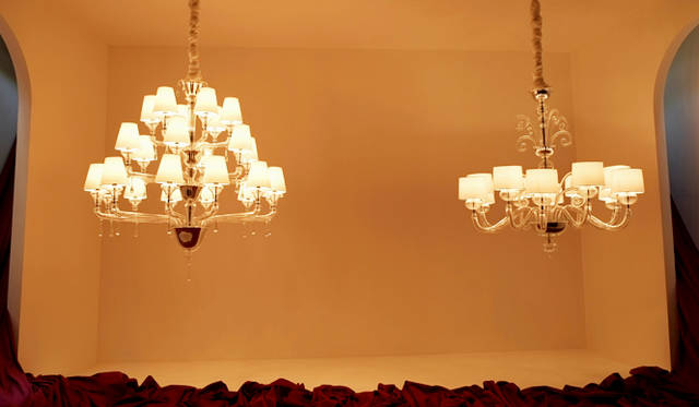 「Nevada」by Barovier&Toso（2005）、「〓〓〓〓」by 〓〓〓〓（2〓〓〓）