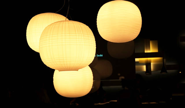 吹きガラスで作られた新作「GEM」と「TARTAN」（by LUDOVICA+ROBERTO PALOMBA ）