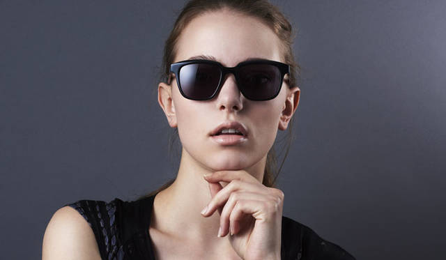 <strong>VONN｜ヴォン</strong><br />2015年春夏コレクション　モデル「DOMHAN」（VN-001）2万1600円