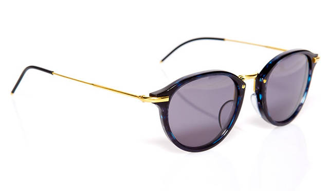 <strong>VONN｜ヴォン</strong><br />2015年春夏コレクション　モデル「CIMA」（VN-004）2万8080円