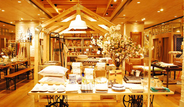 <strong>journal standard Furniture｜ジャーナル スタンダード ファニチャー</strong><br />ジャーナル スタンダード ファニチャー 梅田店