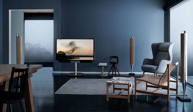 <strong>BANG & OLUFSEN｜バング＆オルフセン</strong><br />4Kテレビ「BeoVision Avant 55」