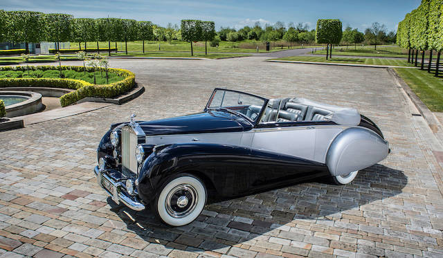 1952年製のロールス・ロイス シルヴァー ドーン ドロップヘッド