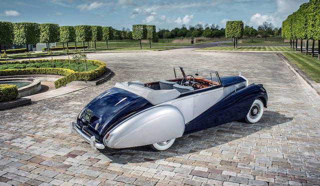 1952年製のロールス・ロイス シルヴァー ドーン ドロップヘッド