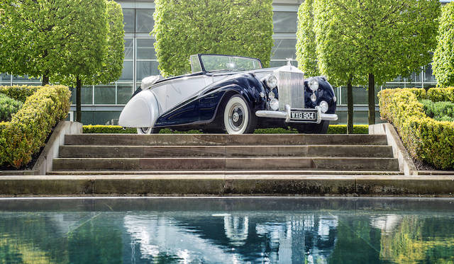 1952年製のロールス・ロイス シルヴァー ドーン ドロップヘッド