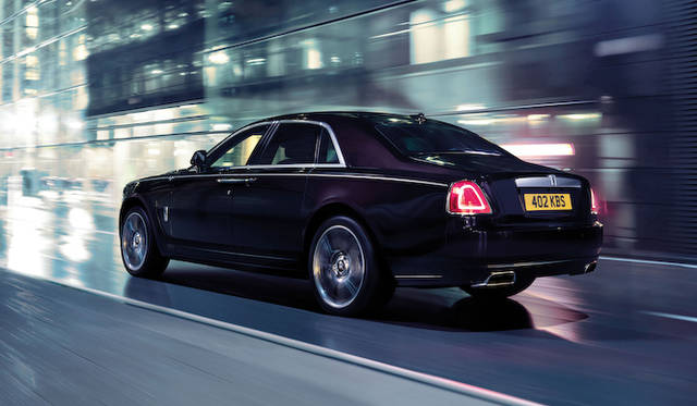 2014年に登場したゴーストの特別限定モデル。エンジンの最高出力がプラス30bhpの593bhp（601ps）とされた