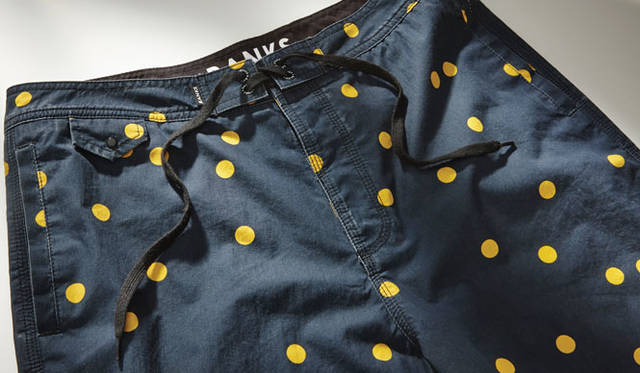 <strong>BARNEYS NEW YORK｜バーニーズ　ニューヨーク</strong><br />サーフブランド「BANKS（バンクス）」2015年春夏コレクション